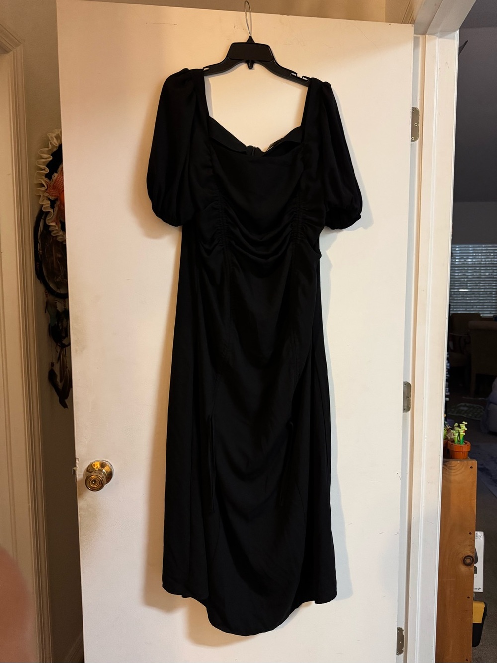 SHEIN Black Puff-Sleeve Midi Dress